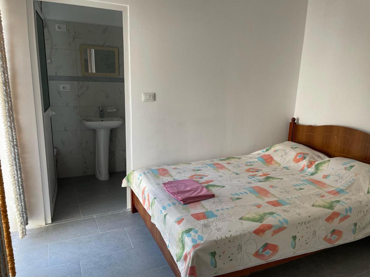 Happy Corner Guest House Shkoder Ngoại thất bức ảnh