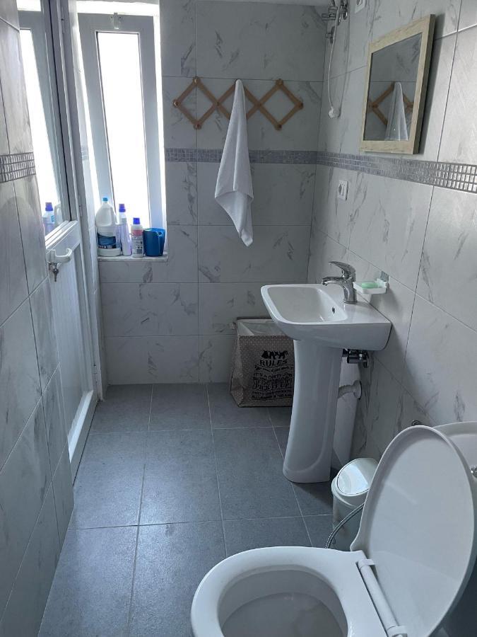 Happy Corner Guest House Shkoder Ngoại thất bức ảnh