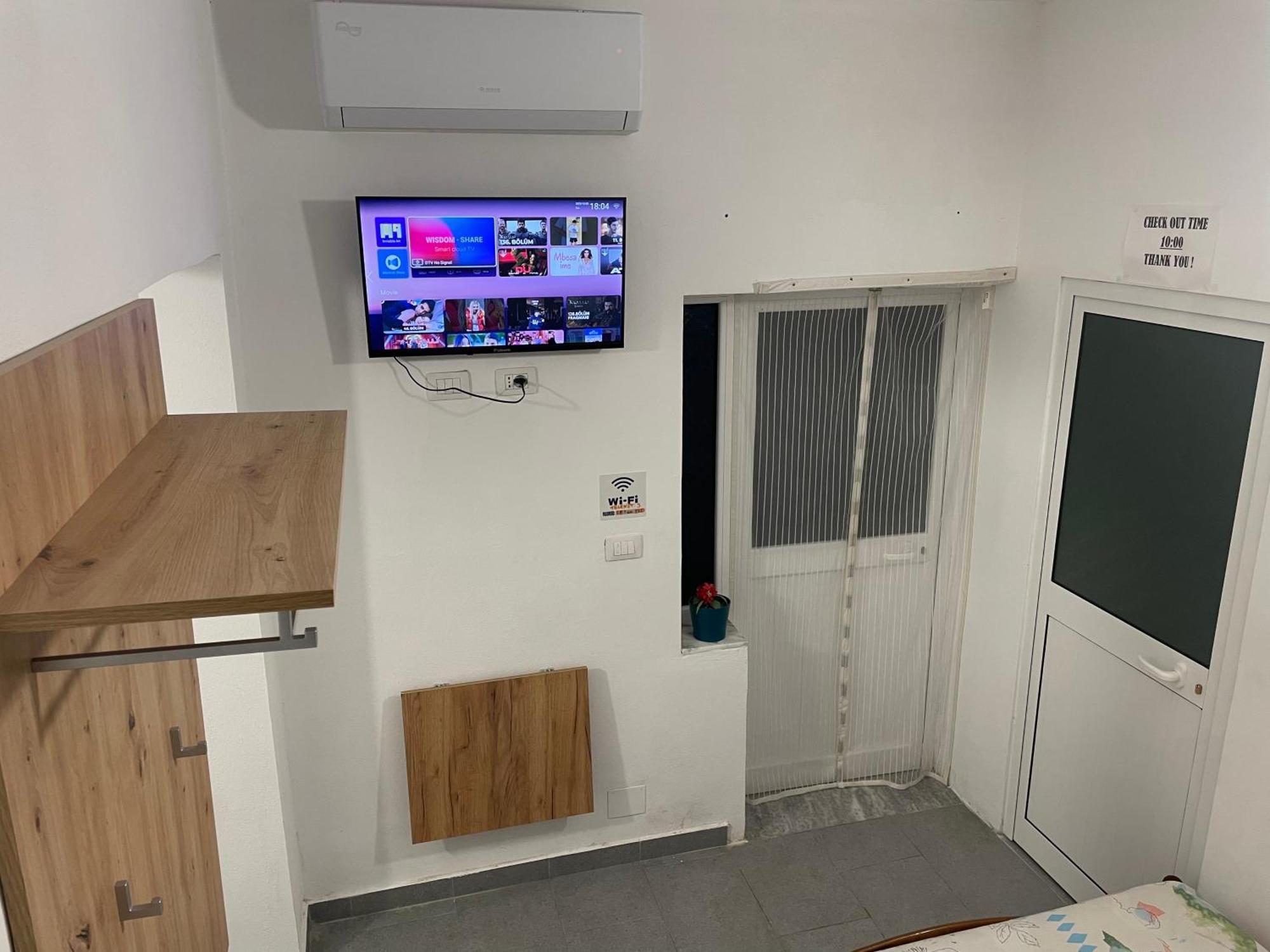 Happy Corner Guest House Shkoder Ngoại thất bức ảnh