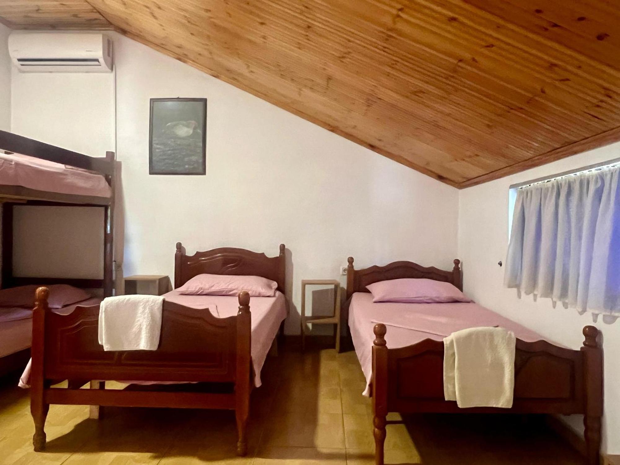 Happy Corner Guest House Shkoder Ngoại thất bức ảnh